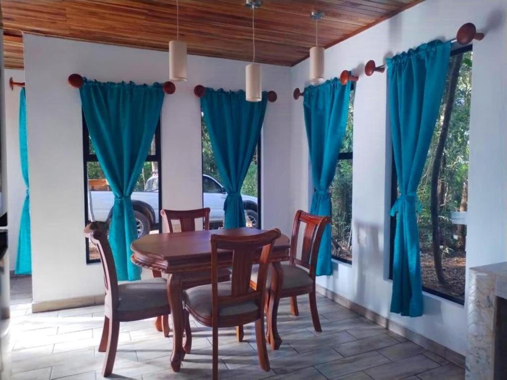 Cabanas Roca Verde Monteverde Exterior photo